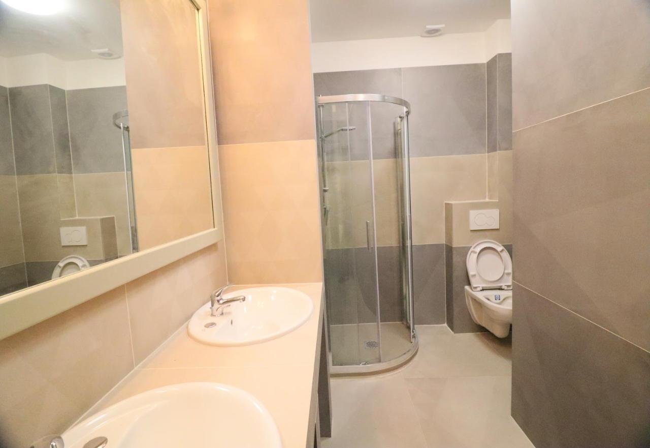 Vincanto Rooms Old Town Prag Exteriör bild